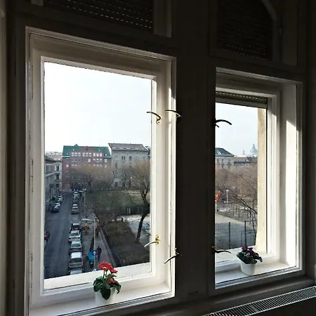 Klauzal Ter 9 Апартаменты