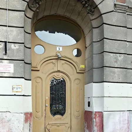 Klauzal Ter 9 Apartament