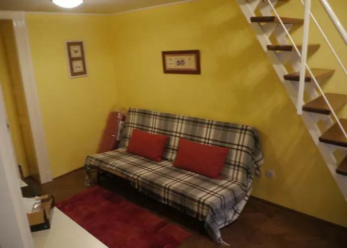 Klauzal Ter 9 شقة بودابست