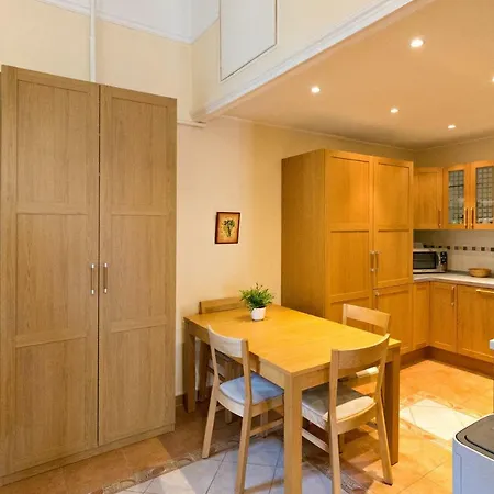 Klauzal Ter 9 * Budapest