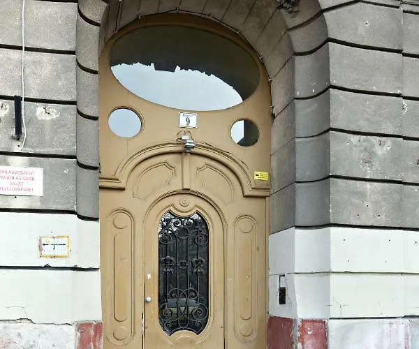 Klauzal Ter 9 Apartmán